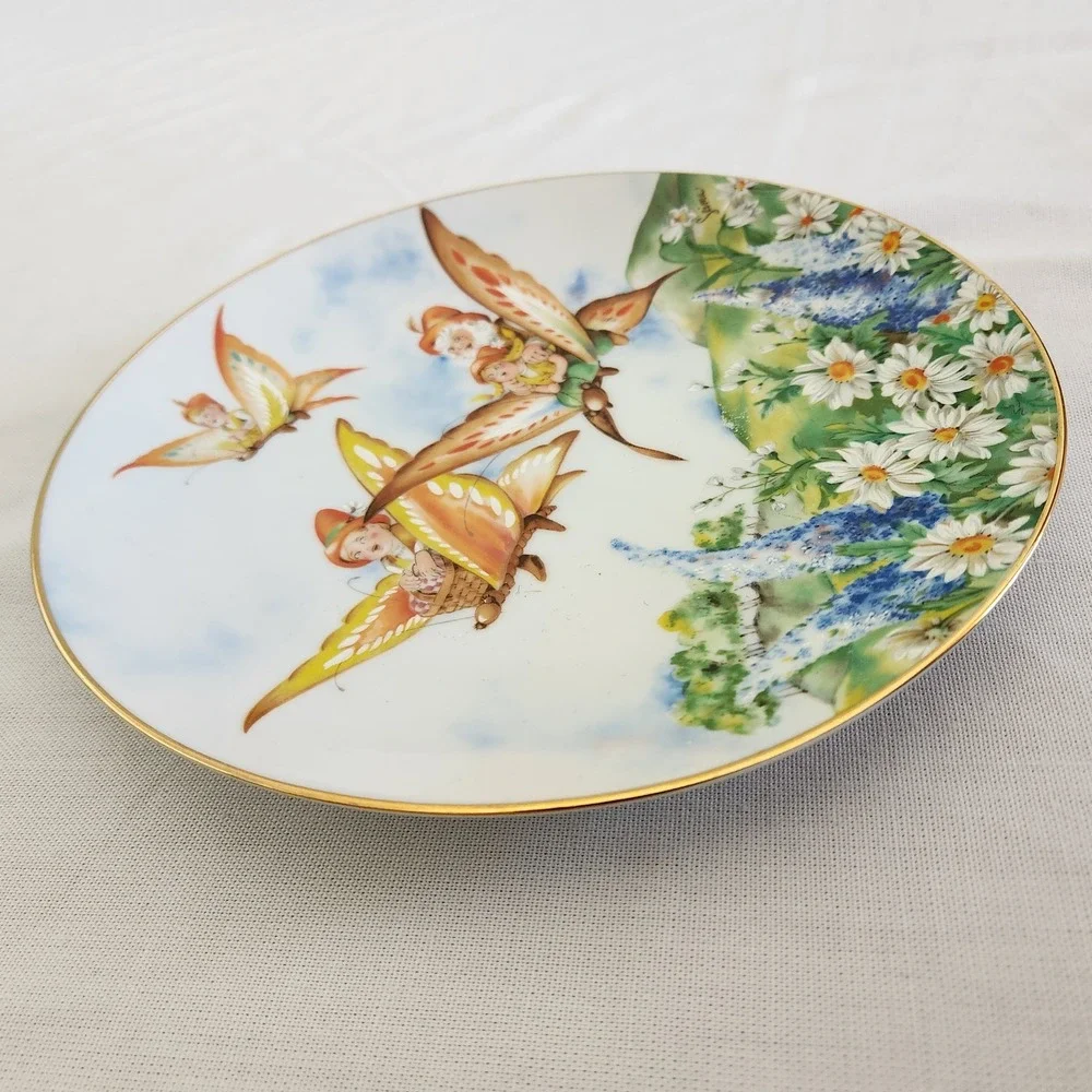 Fantasy Fairy Collector Plate Woodmere Off to the Picnic Seima Little People Vtg